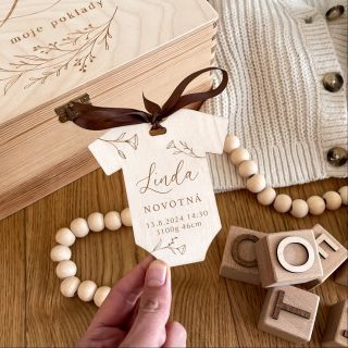 Novinky posledních dní… ✨🤎🤩 #drevenedekoracie #drevenedekorace #detskedekoracie #detskedekorace #svatebnidekorace #svatba2025